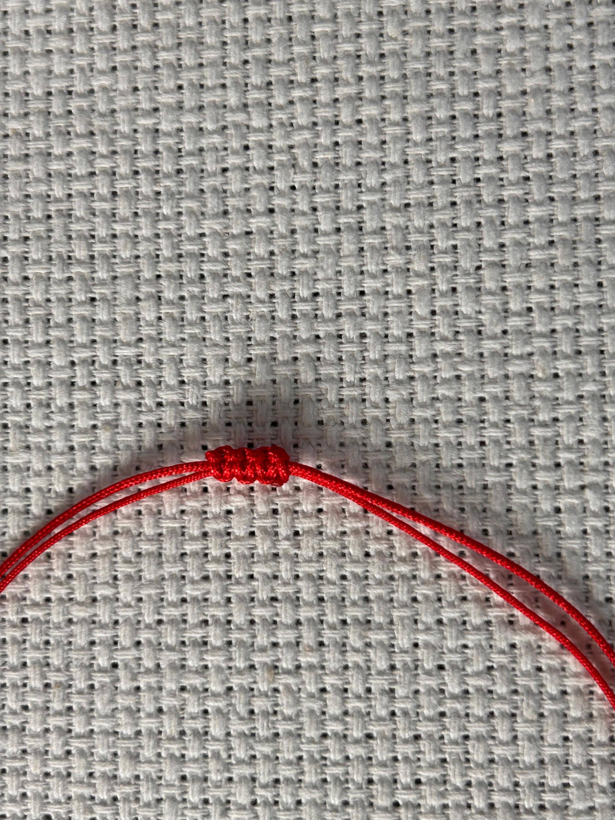 Red string sterling silver kabbalah necklace — Koï Design handmade necklace, photo 6