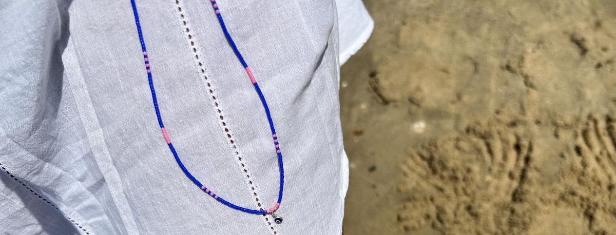 Blue and pink Miyuki necklace with a silver evil eye — Koï Design handmade necklace, photo 4