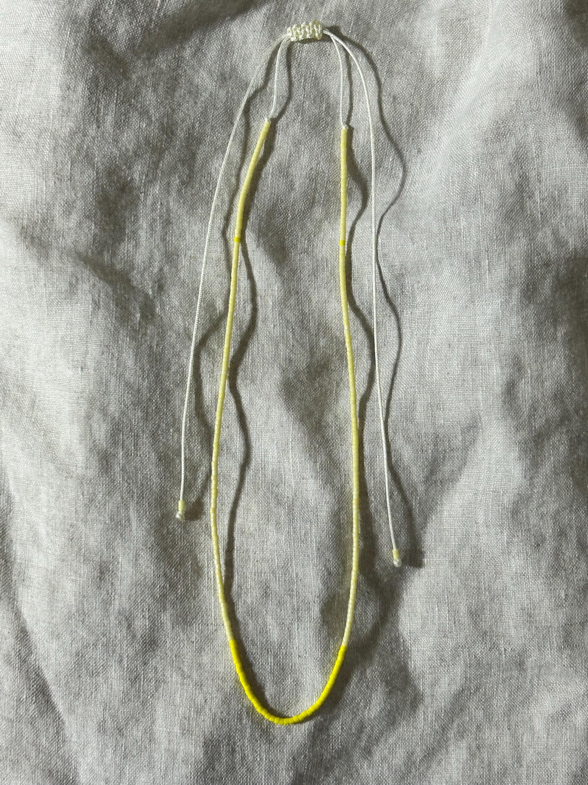 Butter yellow Miyuki necklace — Koï Design handmade necklace, photo 4