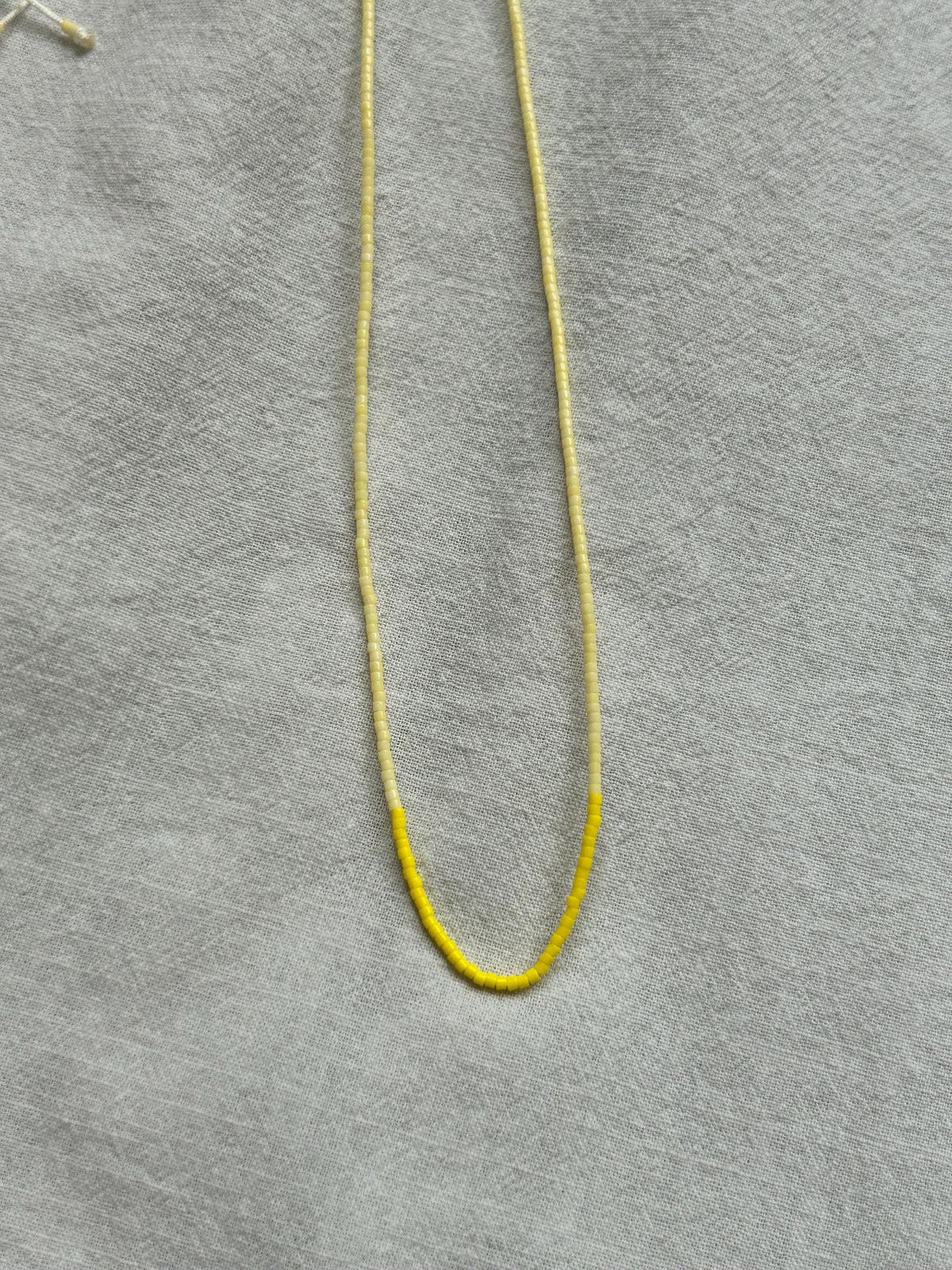 Butter yellow Miyuki necklace — Koï Design handmade necklace, photo 2