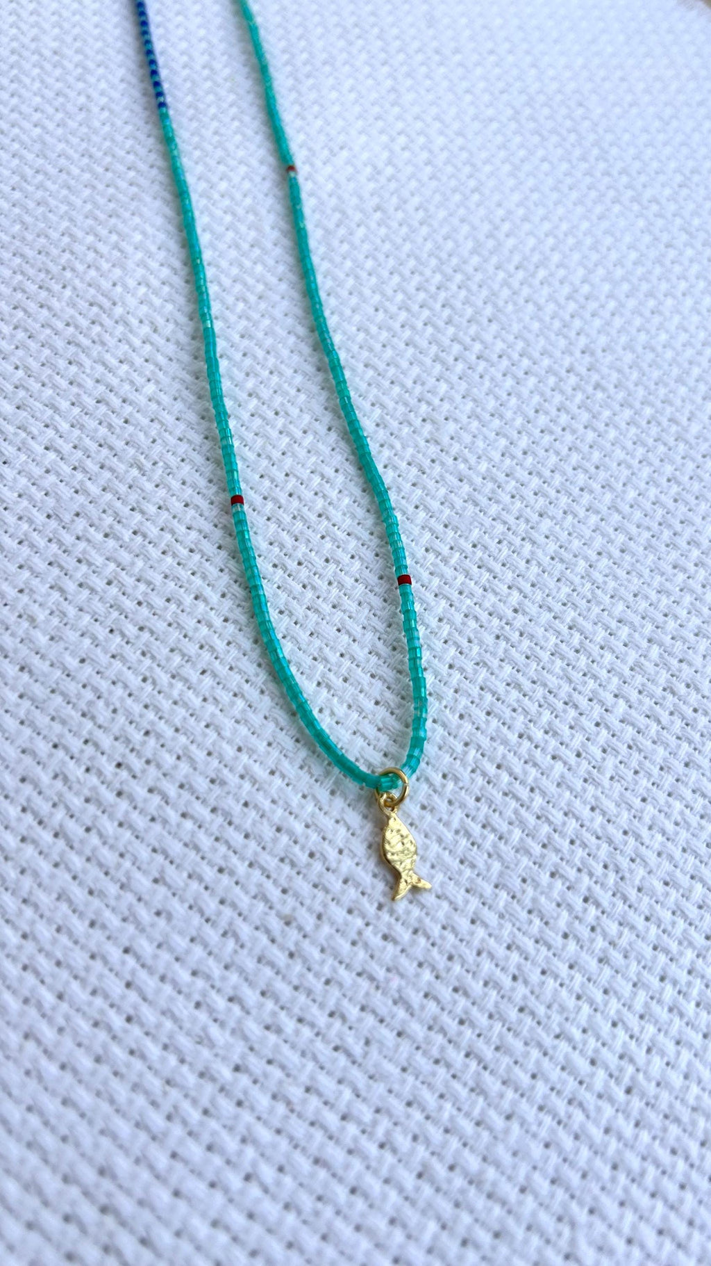Miyuki necklace with a gold-plated fish charm — Koï Design handmade necklace, photo 6