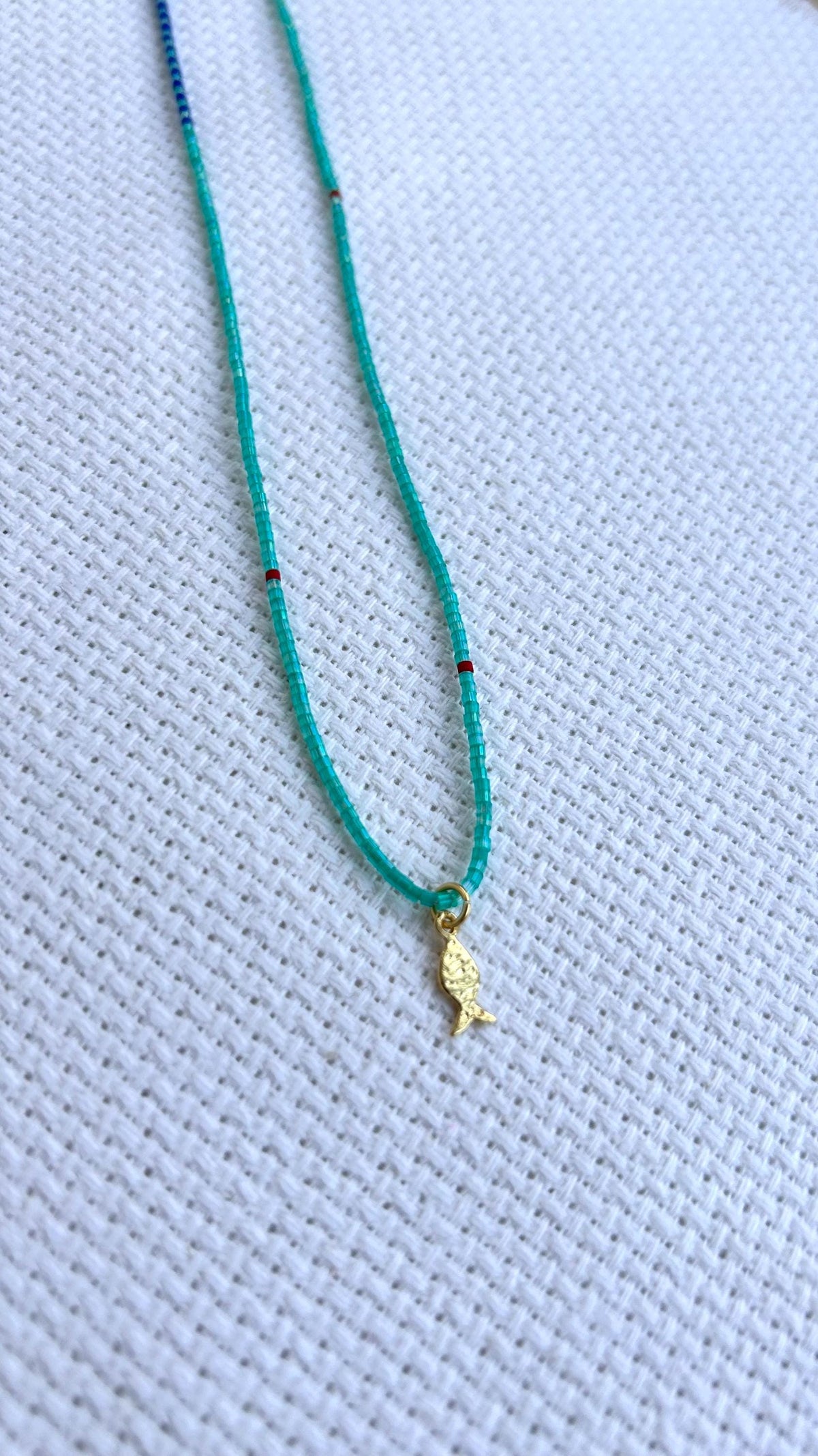 Miyuki necklace with a gold-plated fish charm — Koï Design handmade necklace, photo 6